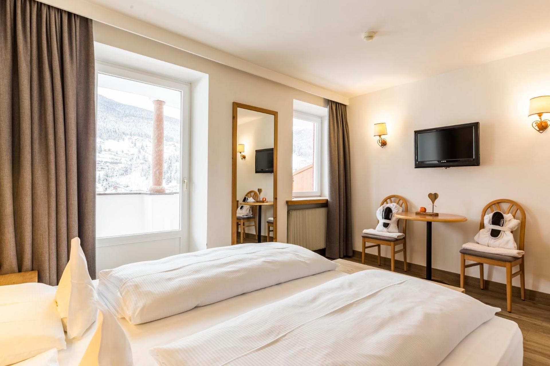 Rainell Dolomites Retreat Hotel Ortisei Bilik gambar