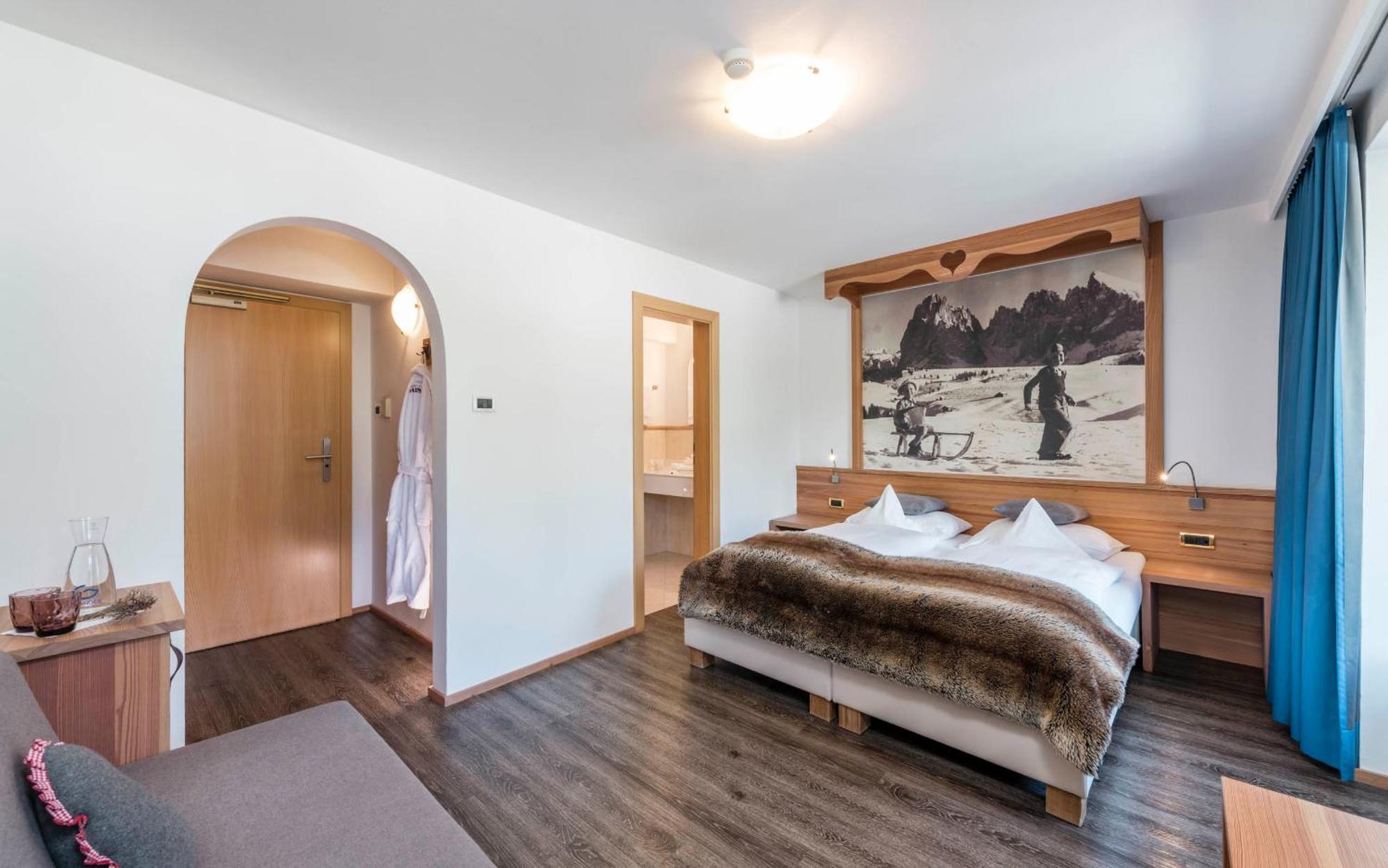 Rainell Dolomites Retreat Hotel Ortisei Bilik gambar