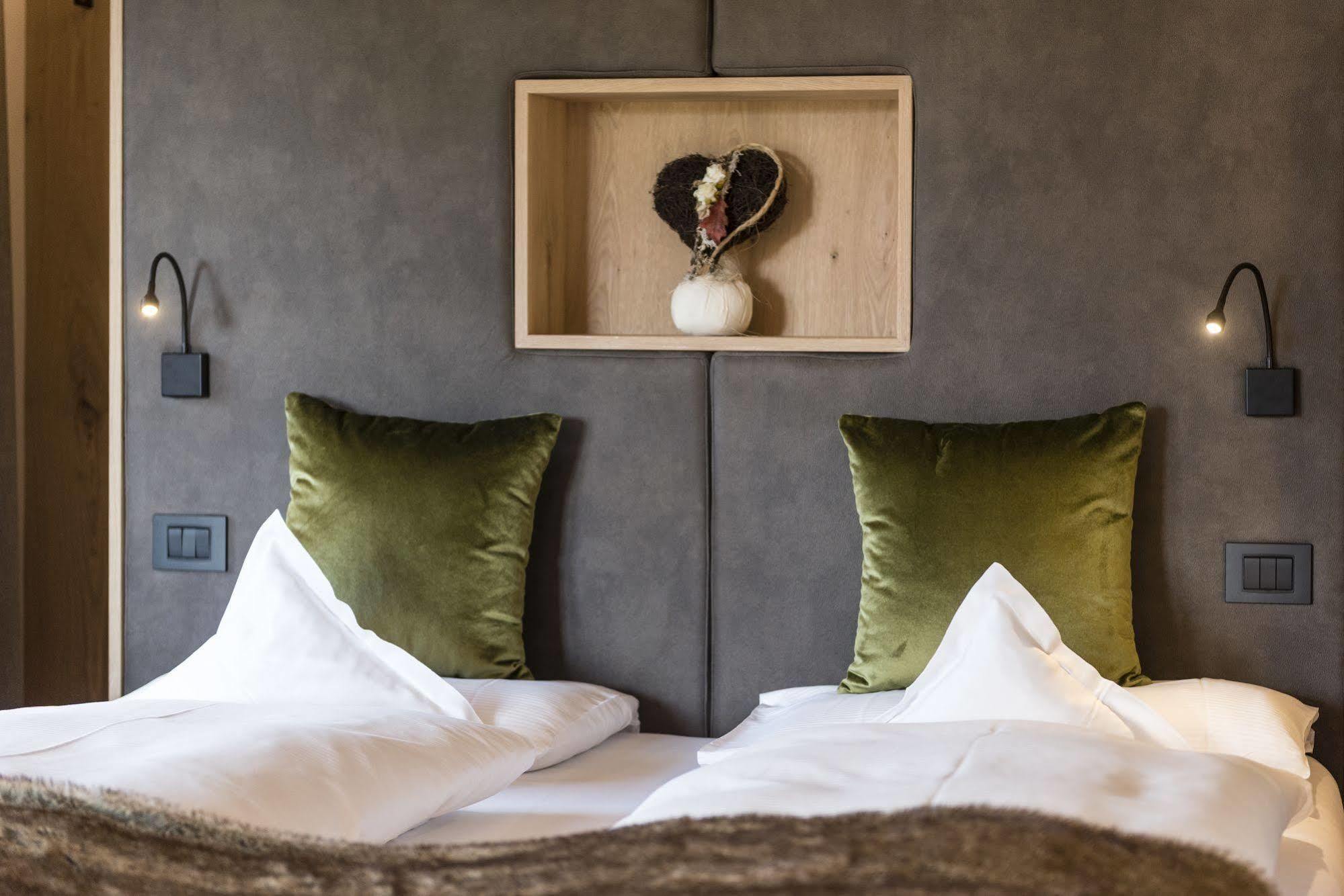 Rainell Dolomites Retreat Hotel Ortisei Luaran gambar