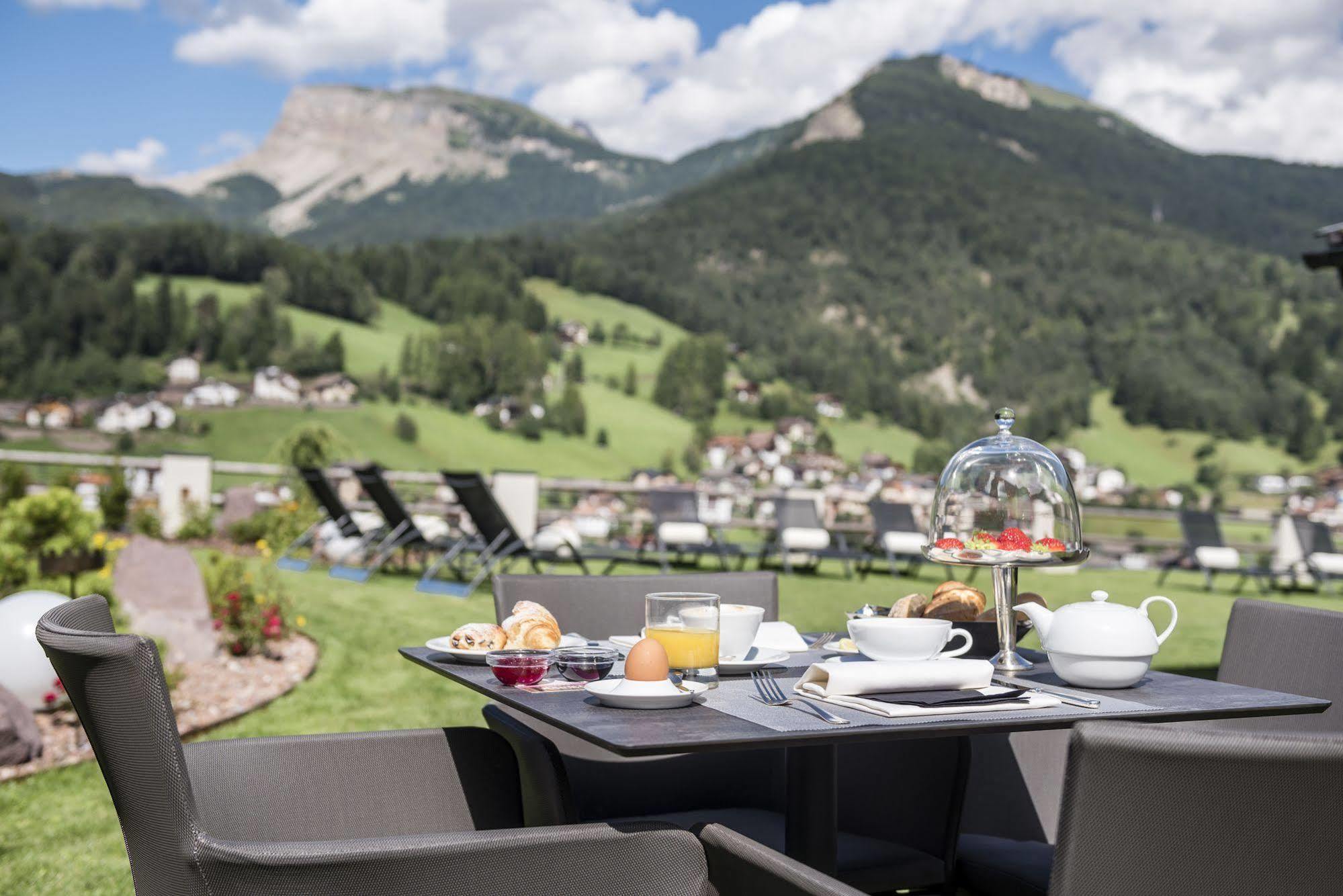 Rainell Dolomites Retreat Hotel Ortisei Luaran gambar