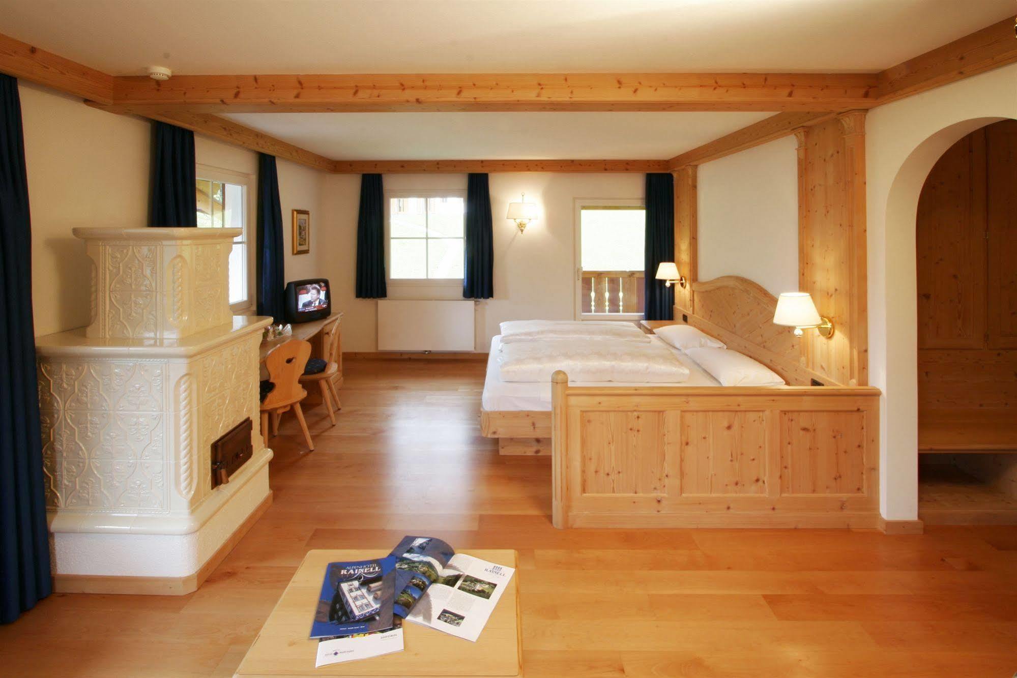 Rainell Dolomites Retreat Hotel Ortisei Luaran gambar